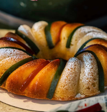 Paquete Tabla Mediana + Bundt cake de Rosca de Reyes